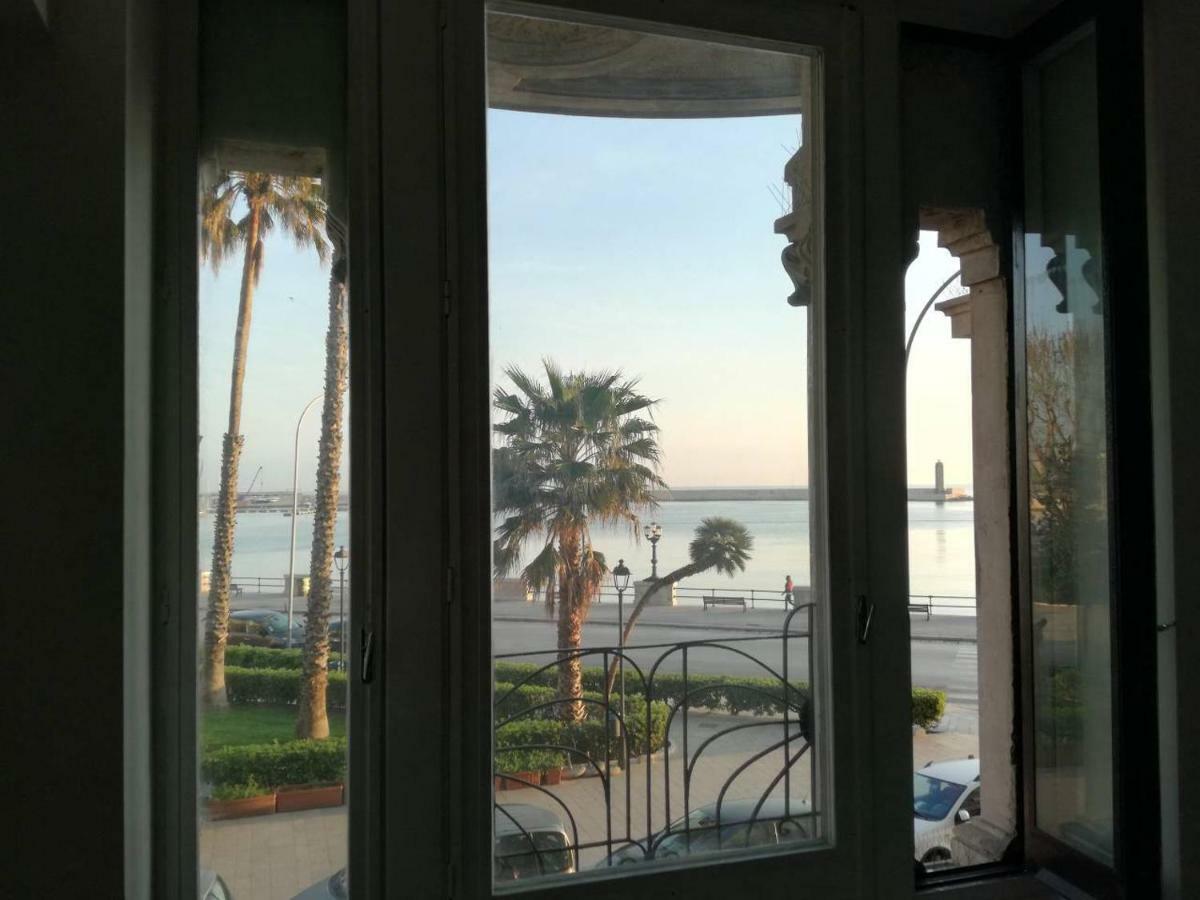 Sea View Apartment Bari Exterior photo